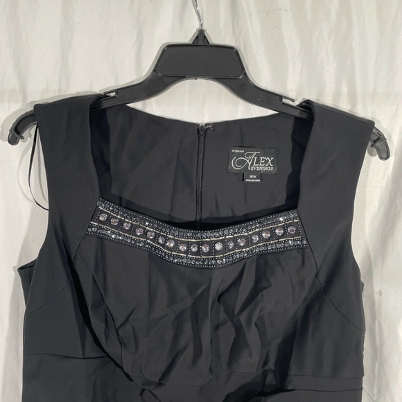 NEW Alex Evenings [ PLUS 16W ] Embellished Neck Ruched Sheath Dress Black‎ - Picture 9 of 12